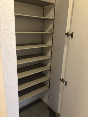 グランクレージュ有田川　A棟の玄関