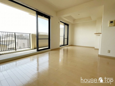 【居間・リビング】 | ハイツ甲四公園（甲子園駅・鳴尾北小・鳴尾中学校区）