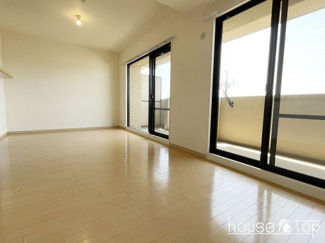 【居間・リビング】 | ハイツ甲四公園（甲子園駅・鳴尾北小・鳴尾中学校区）