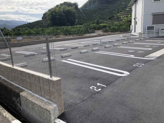 【駐車場】 | グランクレージュ有田川　A棟