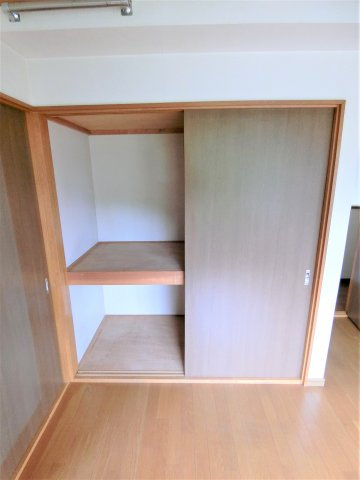 佐藤良三邸の収納