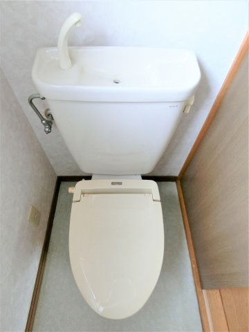 佐藤良三邸のトイレ