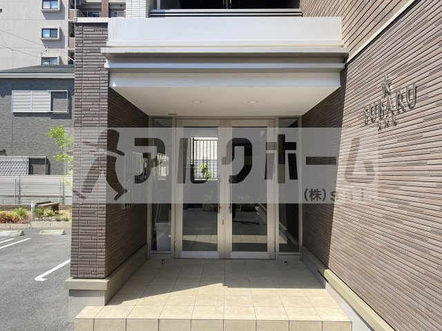 スバルのエントランス