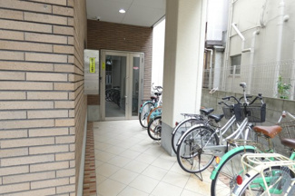 【エントランス】