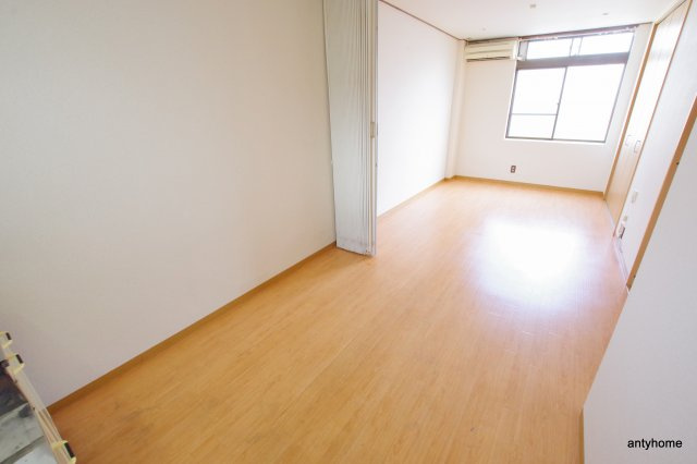 田中マンション　仲介手数料無料の洋室
