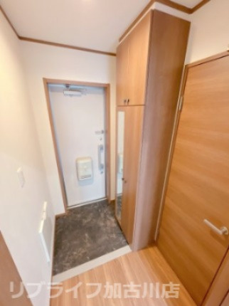 ハナマス　フォレストの玄関