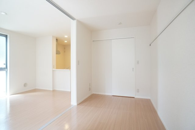 コンフォーティア市川のキッチン