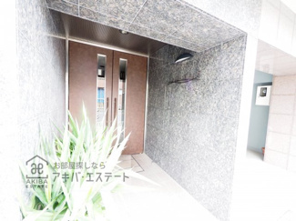 【エントランス】