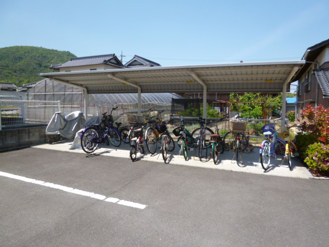 エスペランザＢのその他共用部分|自転車置き場