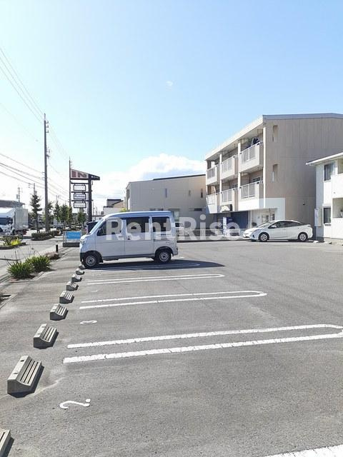 テラビスタⅡの駐車場|トイレ