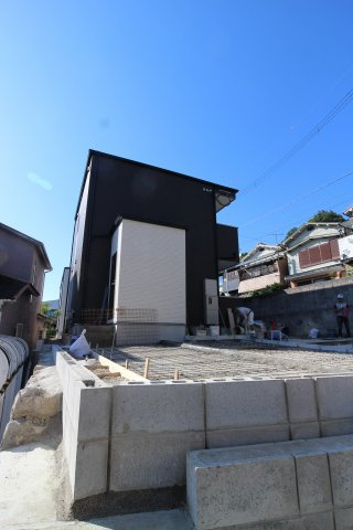 ジーメゾン塩屋の外観