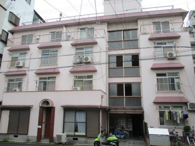 【外観】 | 第二植原マンション | かわいらしい色をした物件です