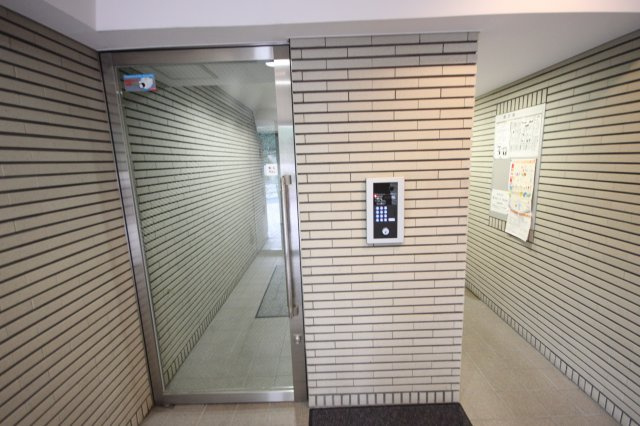 【エントランス】