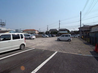 【駐車場】