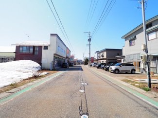 【前面道路含む現地写真】