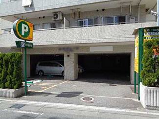 【駐車場】
