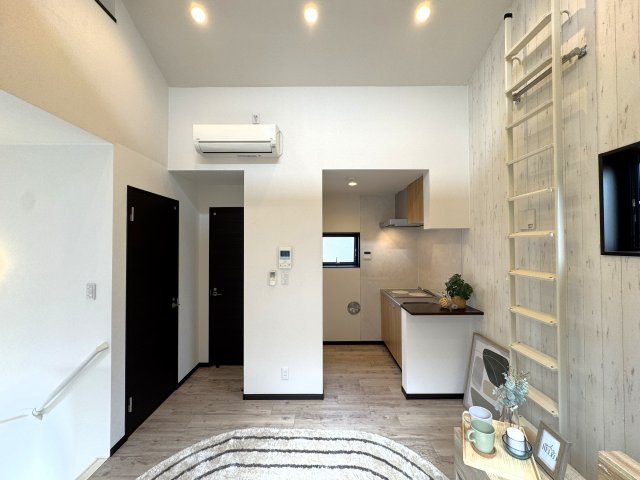 ＣＳ　ＧＡＲＤＥＮ　小川のキッチン