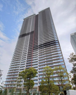 【外観】 | 晴海運河沿いの三井不動産レジデンシャル旧分譲のマンションです。