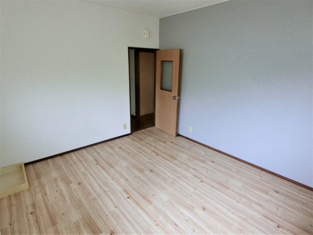 松崎テラスハウスの居間・リビング