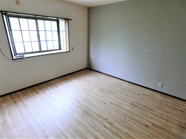 松崎テラスハウスの洋室