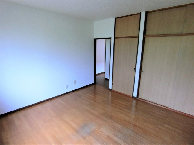 松崎テラスハウスの洋室