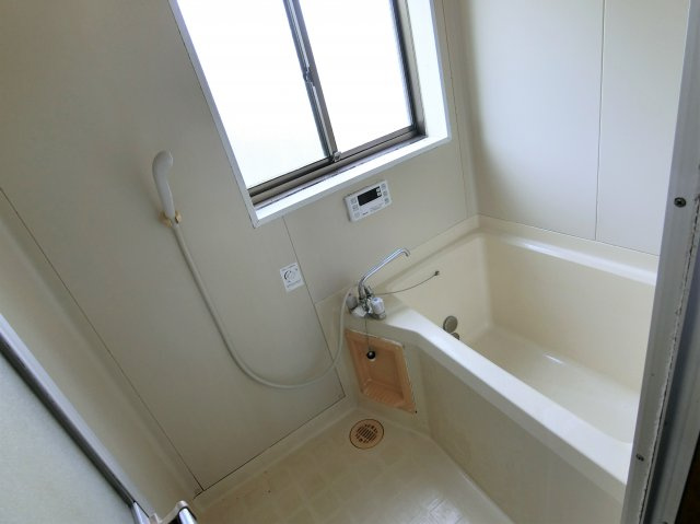 松崎テラスハウスの浴室