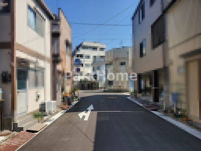 高知市南宝永町　土地の前面道路含む現地写真