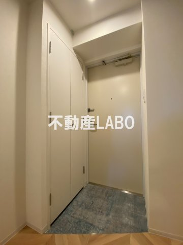 ファーストフィオーレ九条Ⅲ（サムティ大阪九条Noble）の玄関