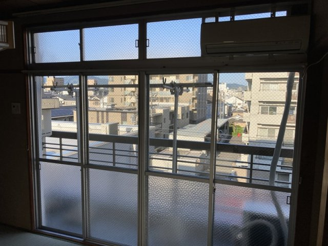 小笹マンションのバルコニー