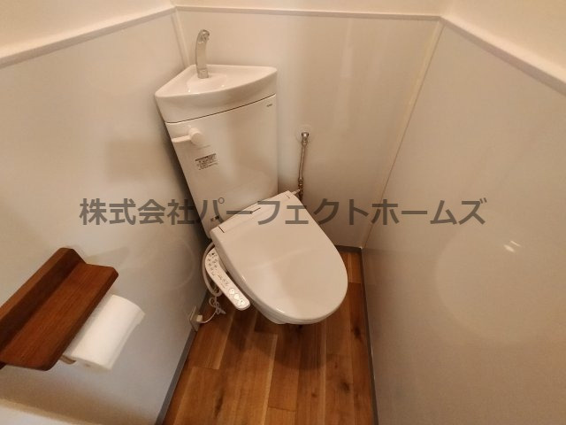 長尾家具町5丁目戸建　賃貸のトイレ