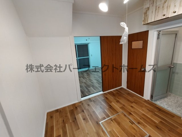 長尾家具町5丁目戸建　賃貸の居間・リビング