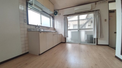 【居間・リビング】 | 竹葉ハイツ | ダイニングスペースです