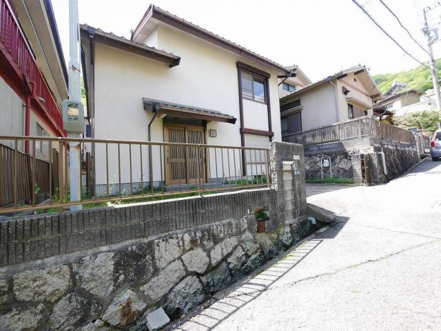 高東町1丁目戸建の外観