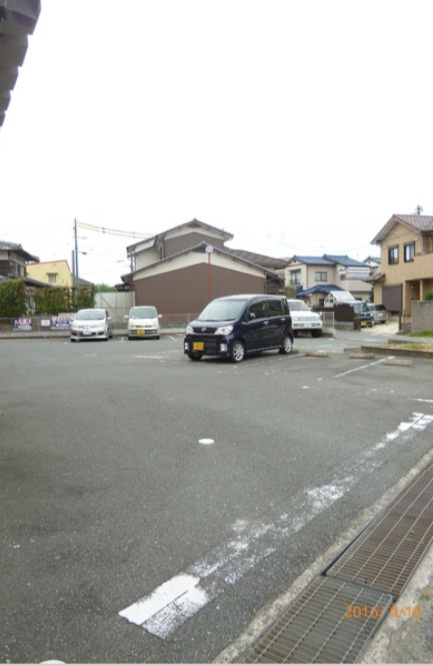 サンコーポシライシの駐車場|駐車場です