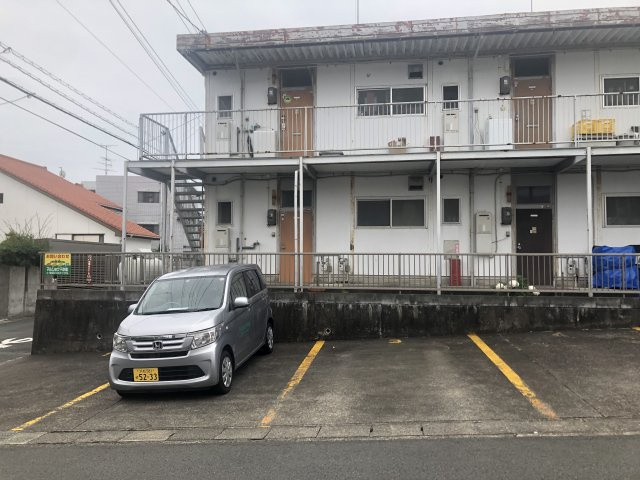 中野ハイツの駐車場