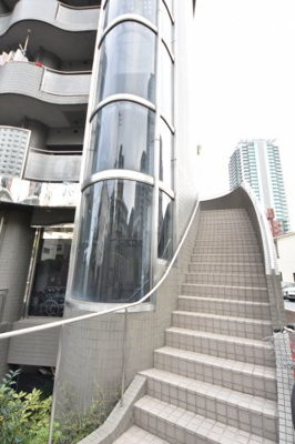 【エントランス】 | アクト・ワン第3ビル