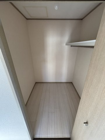 【収納】 | シルヴァンヒルズ | ※同物件・反転タイプの写真です。