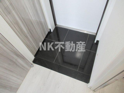 【玄関】 | リアライズ布施駅前（布施賃貸） | きれいな玄関です