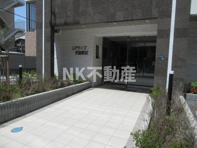 【エントランス】 | リアライズ布施駅前（布施賃貸） | 清潔なエントランスです