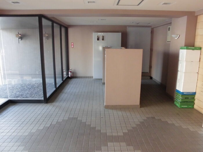 ハーヴェスト本郷のエントランス|エントランス