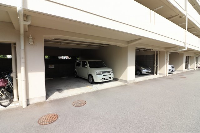 【駐車場】 | 菫橋ハイツ | 駐車スペースもあります