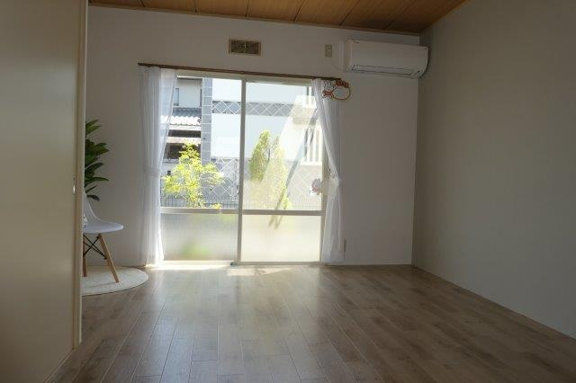 アメニティハイツＡの洋室