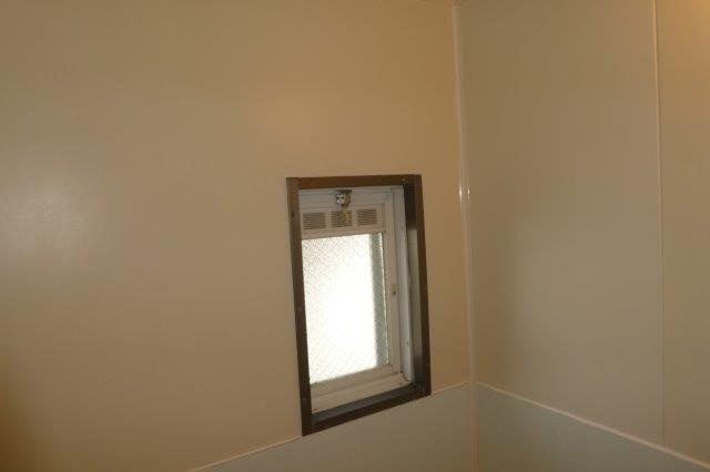 アメニティハイツＡの浴室|浴室窓