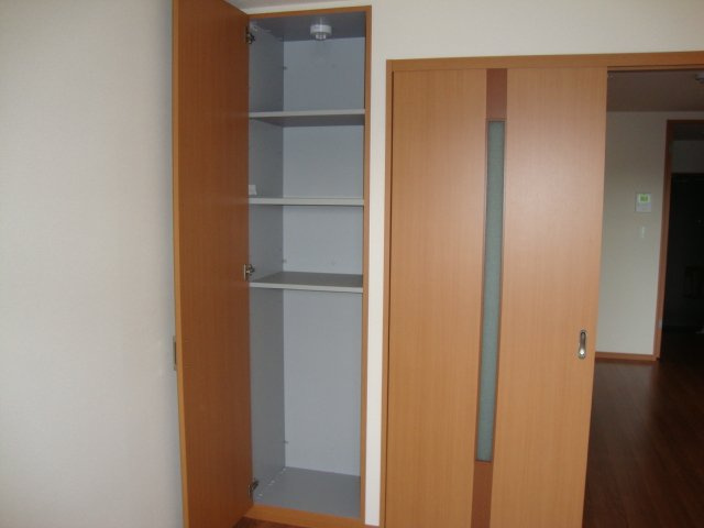 Ｓol y luna　（ソル　イルナ）の収納|クローゼット