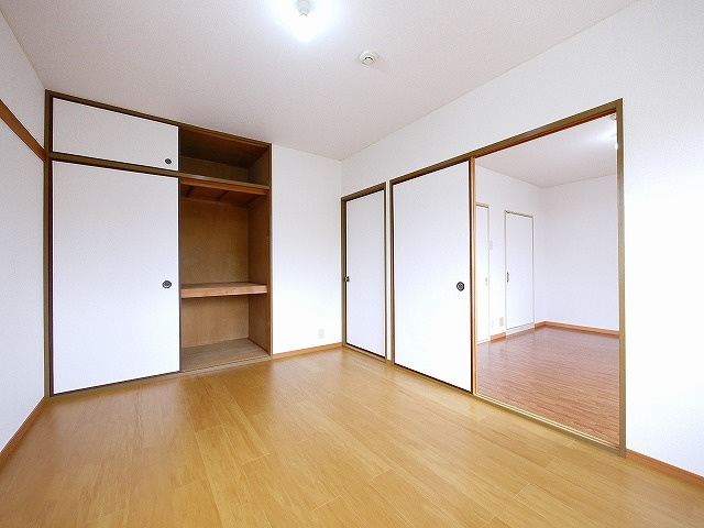 エクレール天理Ｂの洋室|コンパクトで使いやすい洋室です