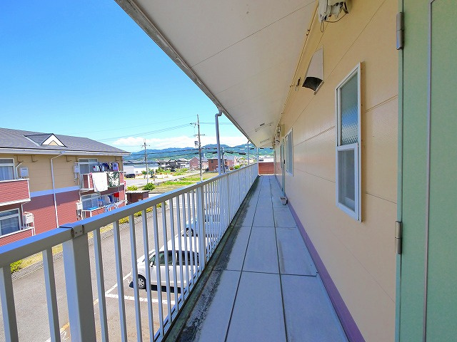 エクレール天理Ｂのエントランス|毎日通るエントランスはこのようになっています