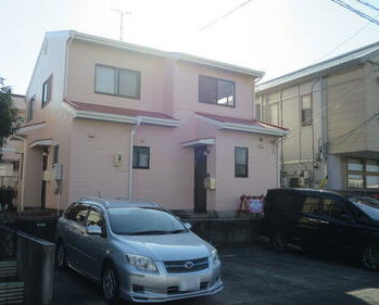 テラスハウス湧川の外観