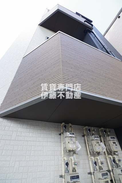 Creo庄内通参番館の外観