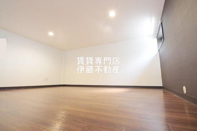 Creo庄内通参番館の寝室