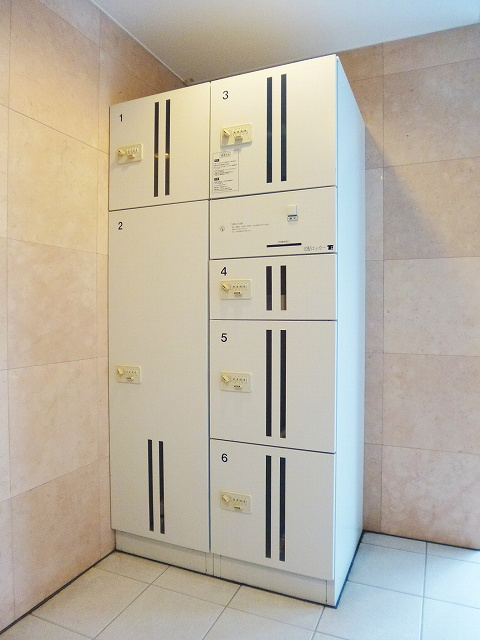 オーキッドレジデンス三ノ輪Ⅱのロビー|不在時に便利な宅配ＢＯＸ